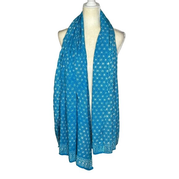 Aqua Blue & White Geometric Oversize Scarf Wrap Beach Cover Up OS - Picture 6 of 7